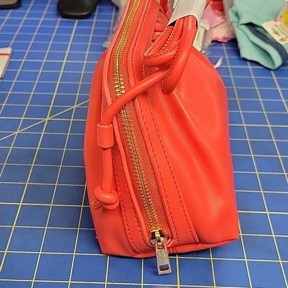 Old Navy Red-Orange 40"? Strap Purse 7" x 4" x 6" Brand New - Picture 3 of 7